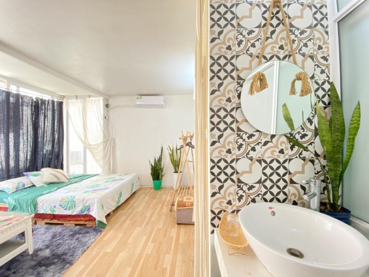 Luna Old Quarter Homestay Room #5 Ханой Екстериор снимка
